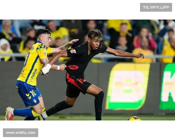 大巴黎高层全力挖角巴萨新星亚马尔誓言以其为未来核心